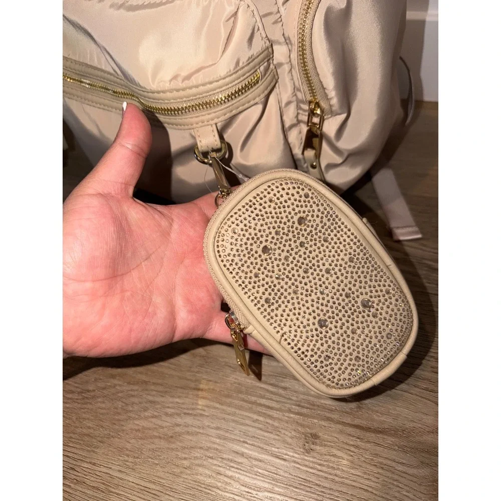 Women backpack 18.5